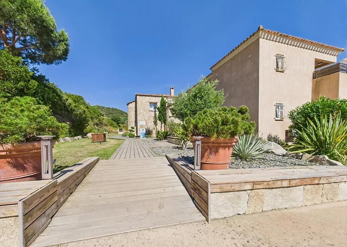 Hôtels à Coti-Chiavari (Corsica)