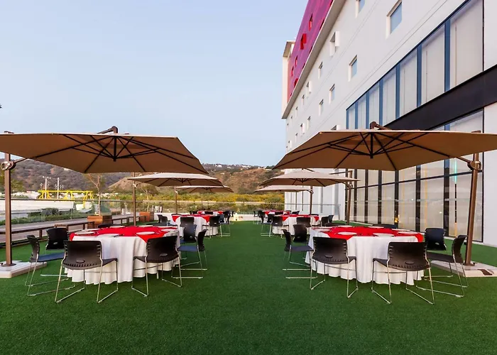 Ramada Encore By Wyndham Guadalajara Sur Palomar