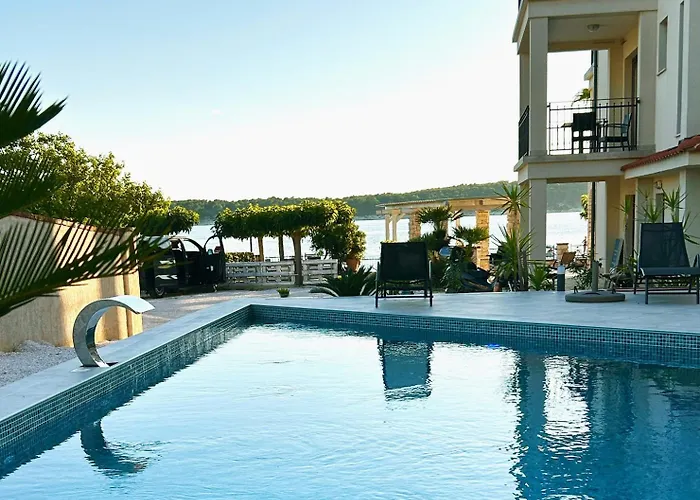 Guest House Villa Papalina Rab Town