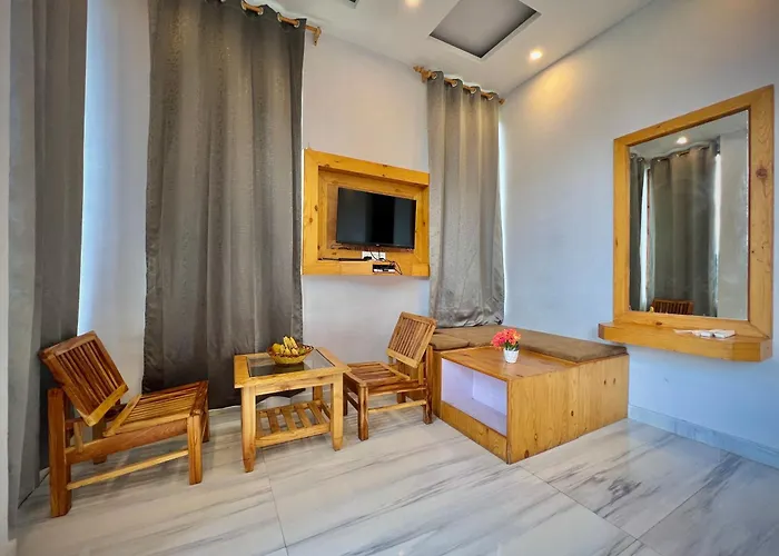 The Urban Retreat- A Boutique Hotel With Grand View
