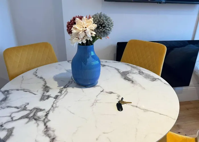New Dawn Hotel London