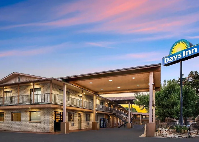 Days Inn By Wyndham Cortez