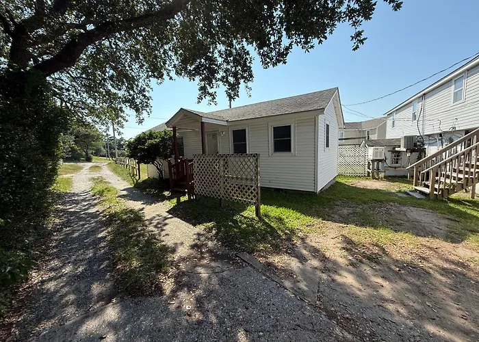 Outer Banks Motel - Village Accommodations
