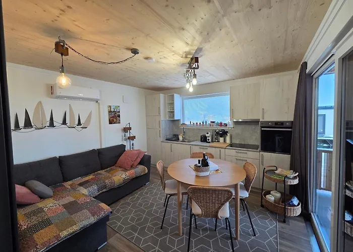 Nomadlux Mobile Home - Pool & Parking - Twins 11, Holiday Village Twins, Pakostane, Zadar County