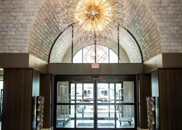 Embassy Suites By Hilton Chicago Schaumburg Woodfield