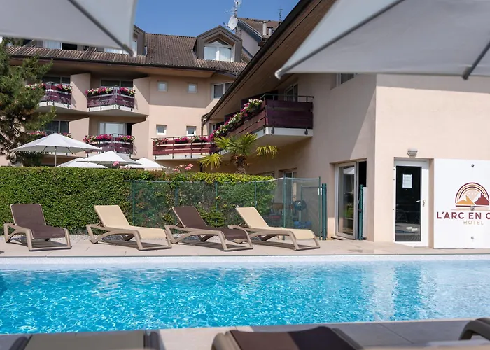 The Originals City, Hôtel L'Arc-En-Ciel, Thonon-les-Bains (Inter-Hotel)