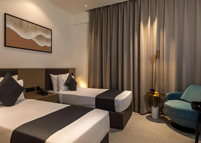 Hotel Starlight By Avana, 400M From Us Consulate Hyderabad