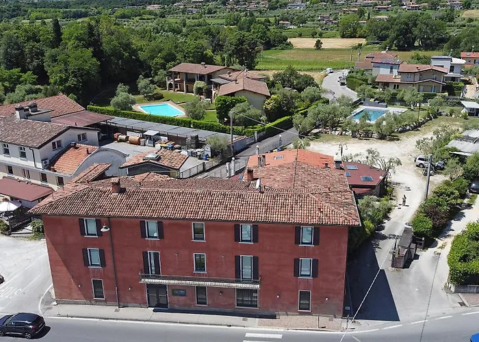 Hotel La Pergola Moniga del Garda
