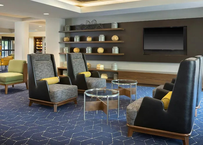 Courtyard By Marriott Traverse City
