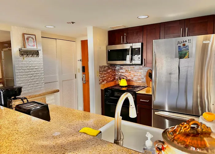 Waikiki Beach Experience! Luxury Oceanview Suite!