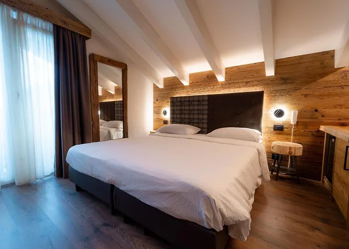 Hotel Garni Arnica ***S Madonna