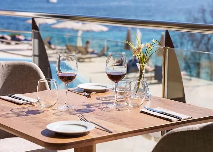 Bahia Suites Camp De Mar