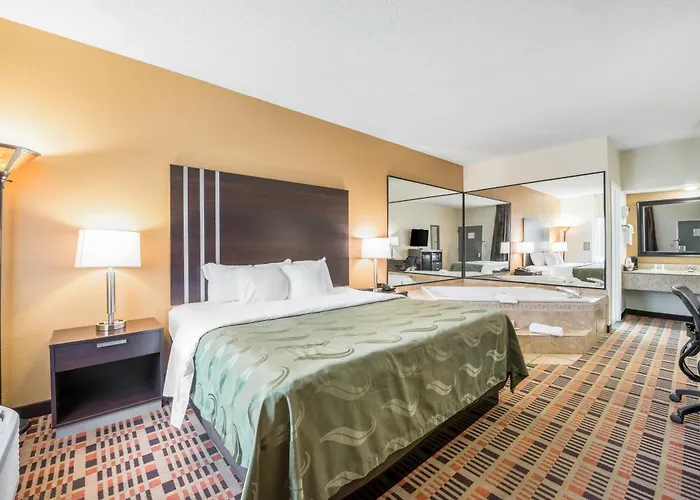 Quality Inn Johnson City Near Downtown