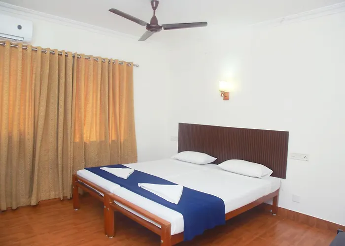 Hotel Srinivas Kochi