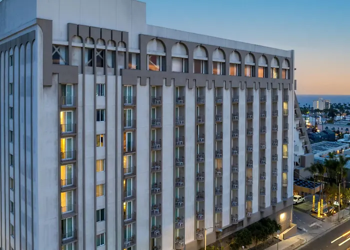 Hyatt Centric Delfina Santa Monica Hotel