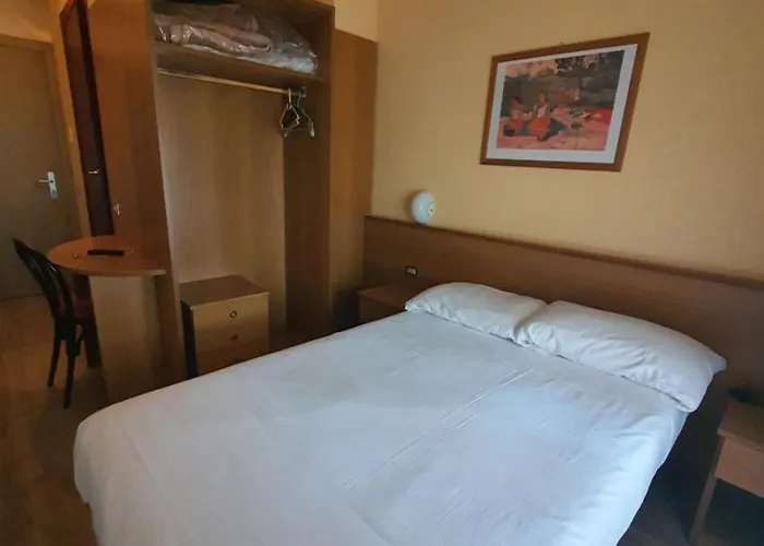 Hotel Aries Lesa
