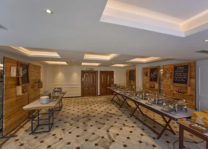 Casino Hotel - Cgh Earth, Cochin Kochi