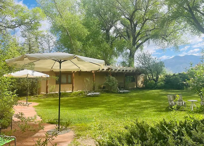 Hacienda Del Sol Historic B&B Taos