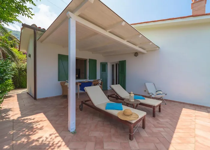 Hotel Gallo Nero SantʼAndrea