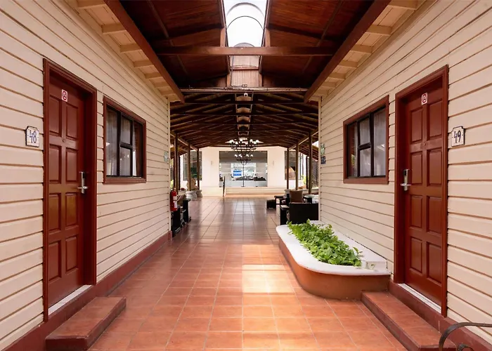 Best Western Las Mercedes Airport Managua