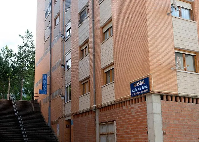 Hostal Valle De Tena Sabiñánigo