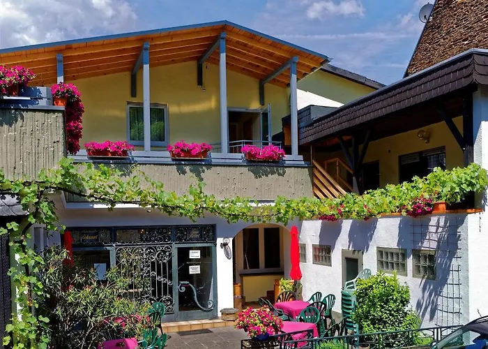 Moselstern Hotel Zum guten Onkel Bruttig-Fankel