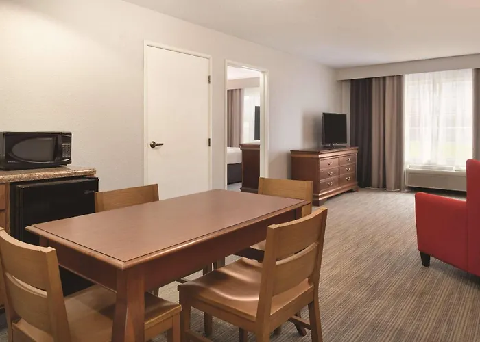 Country Inn & Suites By Radisson, Valparaiso, In