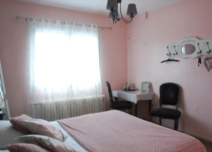 Bed and Breakfast Le Pont de la Loire à Bourbon-Lancy
