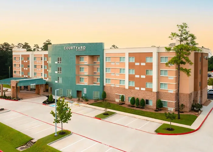 Courtyard By Marriott Houston City Place