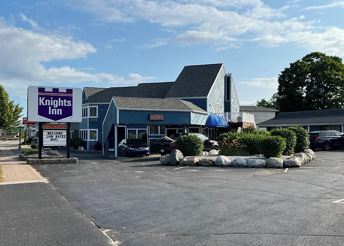 Knights Inn Mackinaw City
