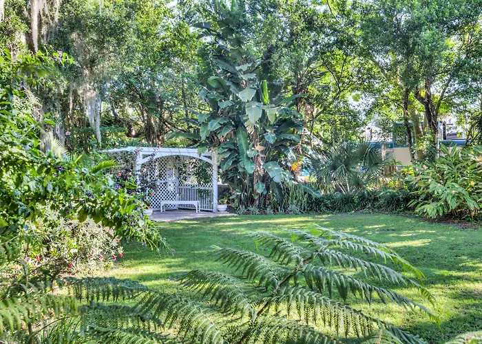 Lakeside Inn On Lake Dora Mount Dora