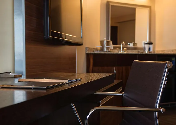 Hilton Winnipeg Airport Suites