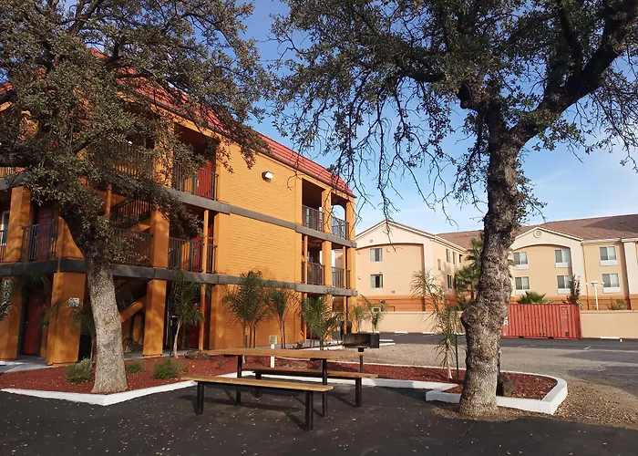 Quality Inn Redding Near I-5