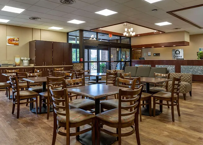 Quality Inn & Suites Zanesville City Center