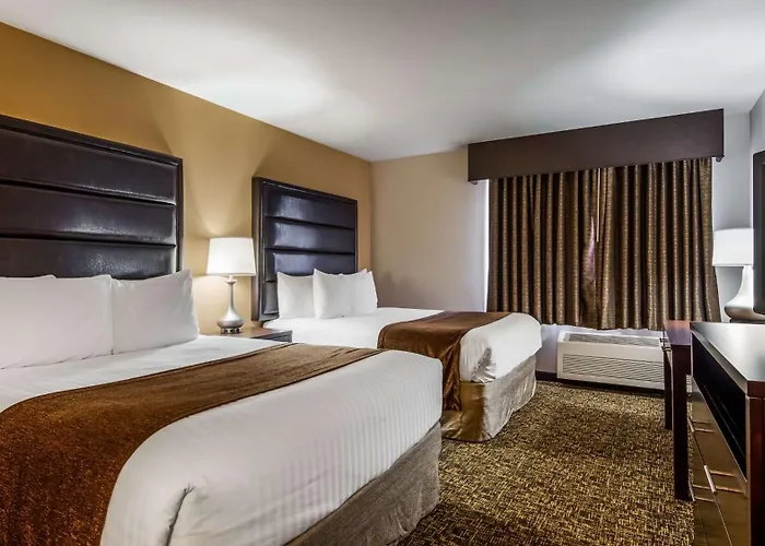Best Western Oak Meadows Inn