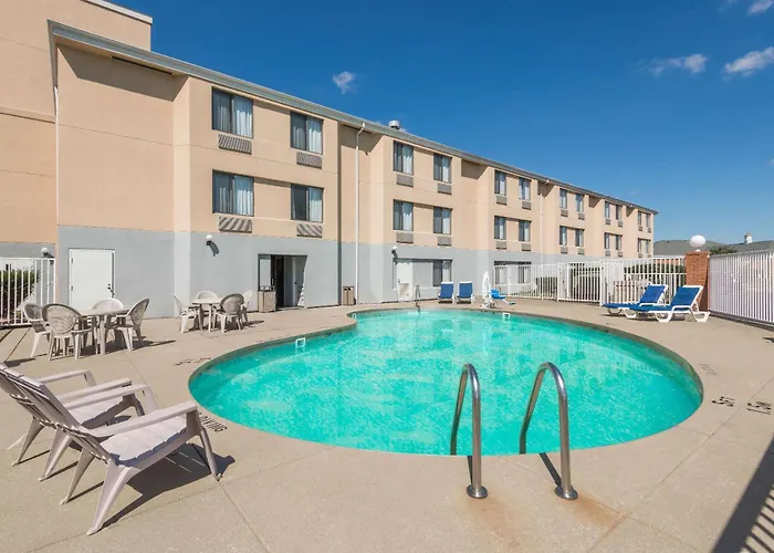 Super 8 By Wyndham Jasper Hotel