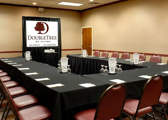 Doubletree By Hilton Dearborn Hotel