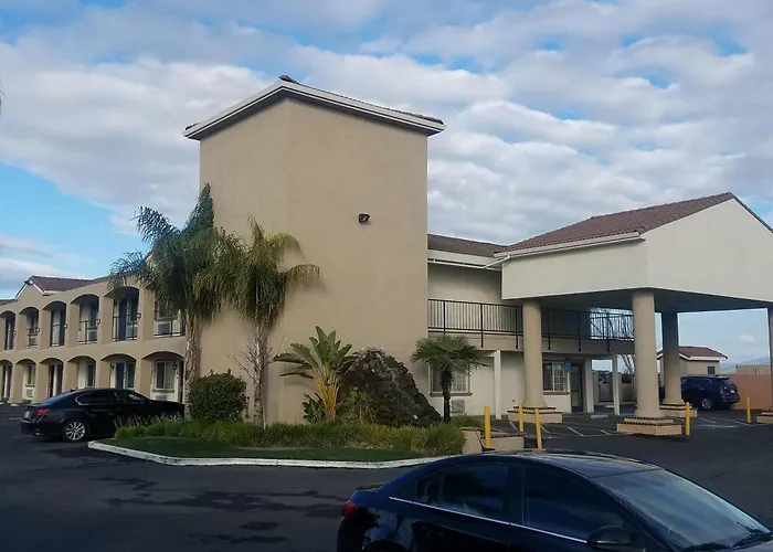 Surestay Hotel By Best Western Hollister