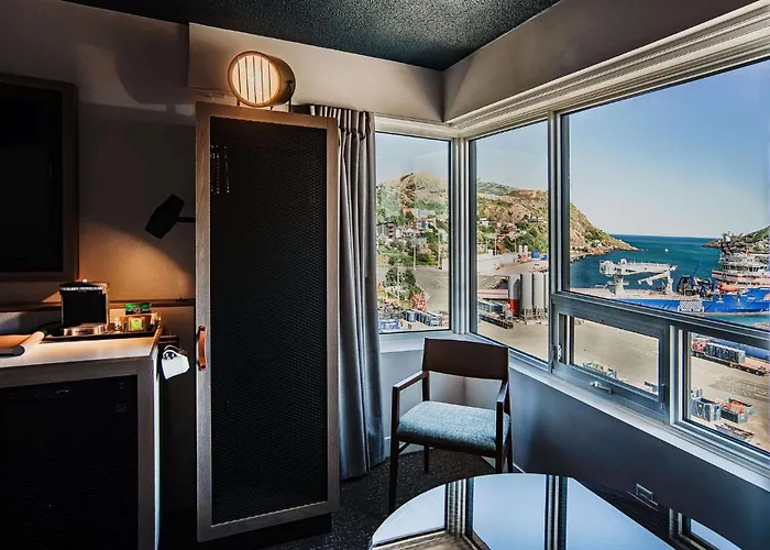 Doubletree By Hilton St. John'S Harbourview Hotel