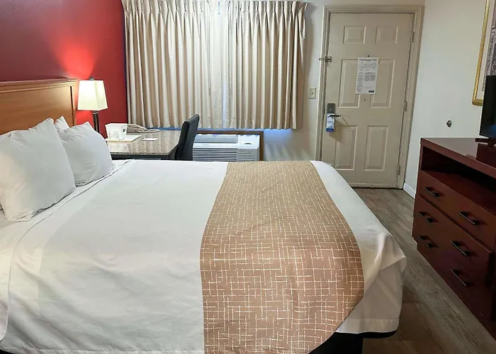Econo Lodge Edmonds North Seattle