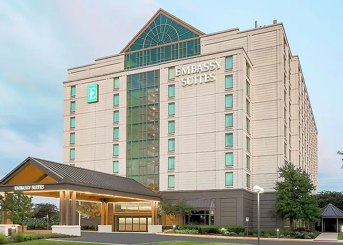 Embassy Suites By Hilton Chicago Lombard