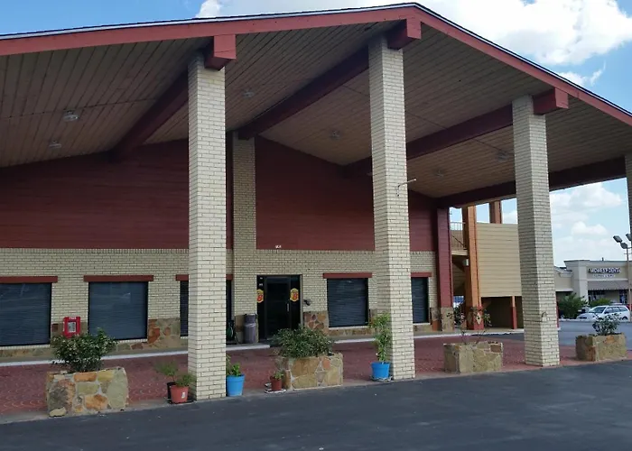 Super 8 By Wyndham Waco/Mall Area Tx