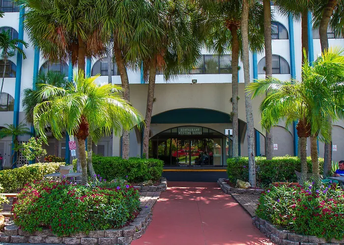Clarion Inn & Suites Miami International Airport