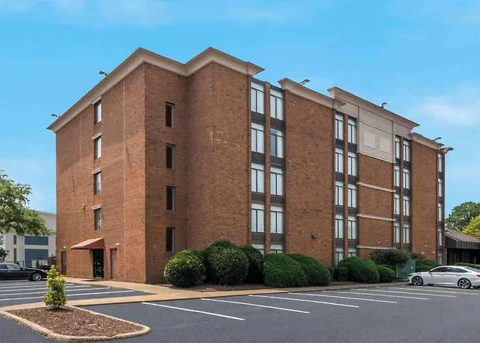 Best Western Hampton Coliseum Inn