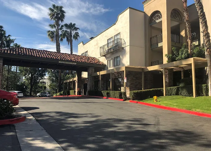 Comfort Inn & Suites Orange County John Wayne Airport Santa Ana