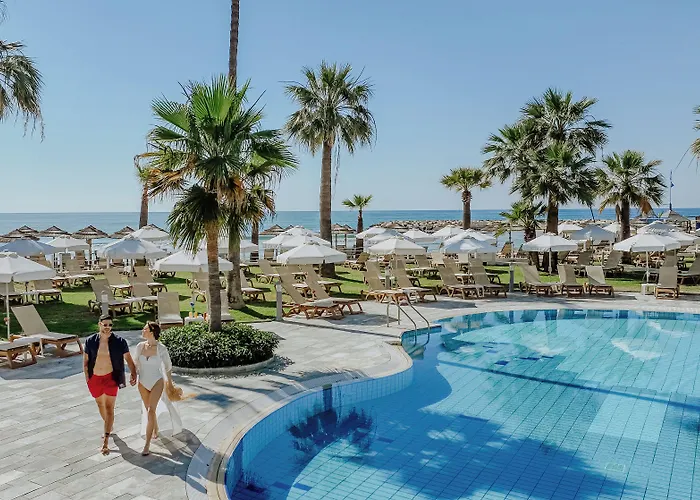 Golden Bay Beach Hotel Larnaka
