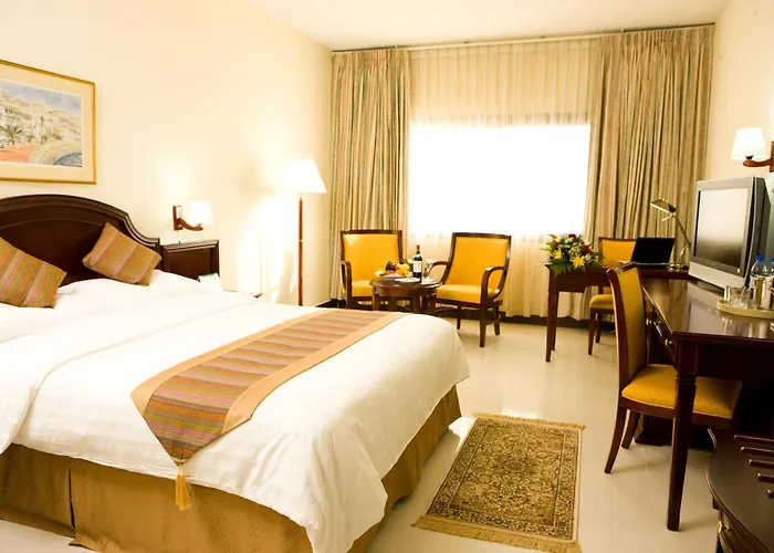 Hotel Muscat Holiday