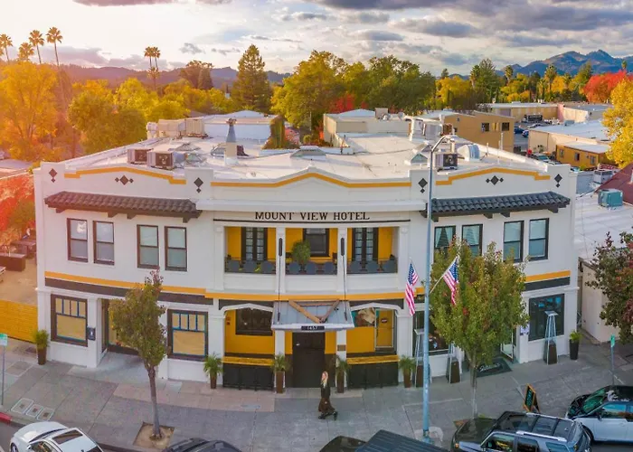 Mount View Hotel & Spa