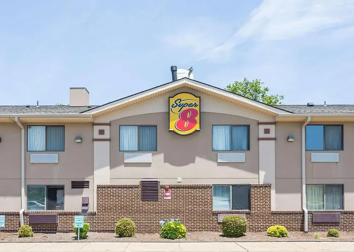 Super 8 By Wyndham Hampton