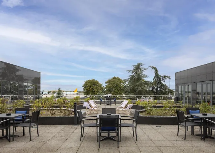 Hilton Paris Charles De Gaulle Airport Hotel Le Mesnil-Amelot